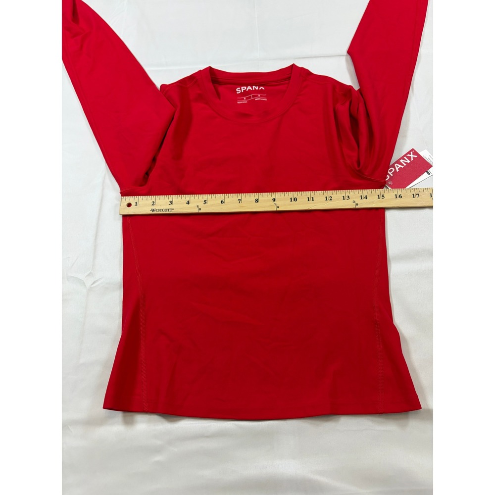 Spanx SPANXsmooth OnForm Long Sleeve Top Red Crew Neck Thumbholes Medium NEW - Picture 6 of 14